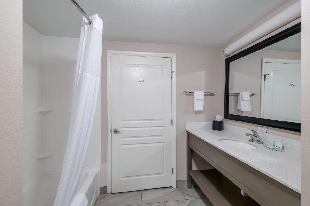 Quality Inn & Suites Ardmore Buitenkant foto